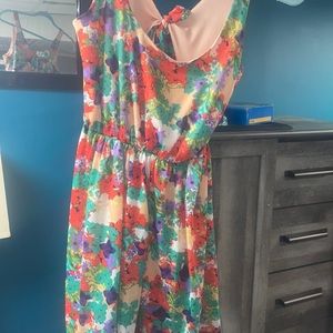 Cute floral sleeveless dress,size medium